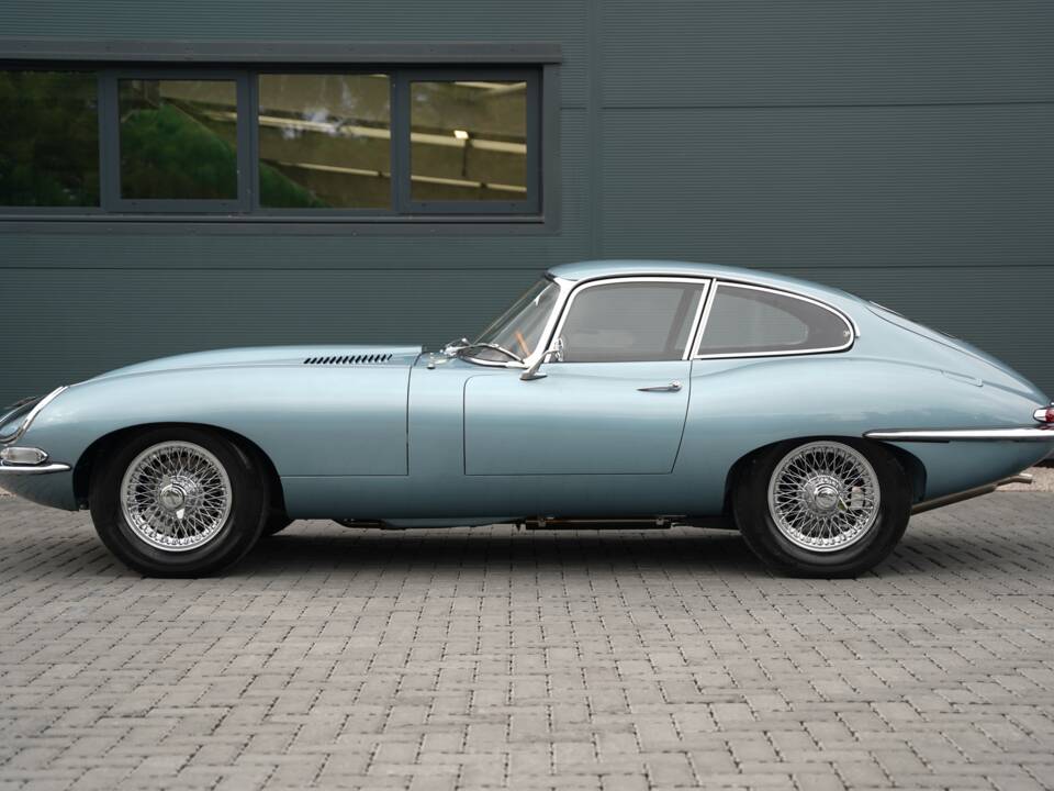 Image 6/50 de Jaguar Type E 3.8 (1962)