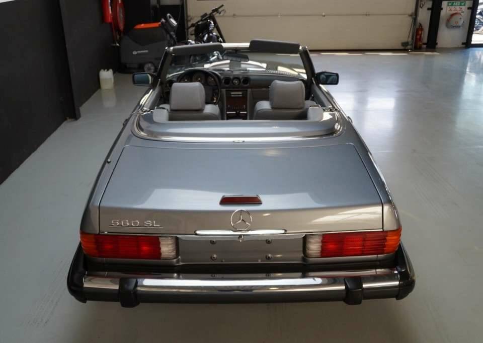 Bild 44/50 von Mercedes-Benz 560 SL (1989)