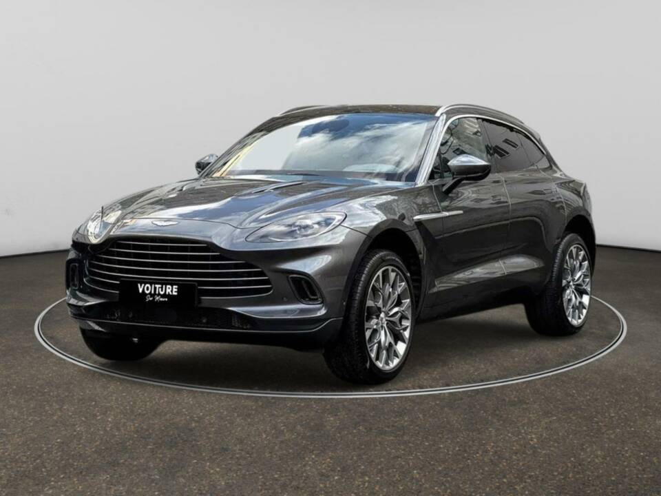 Image 1/13 de Aston Martin DBX 4.0 V8 (2021)