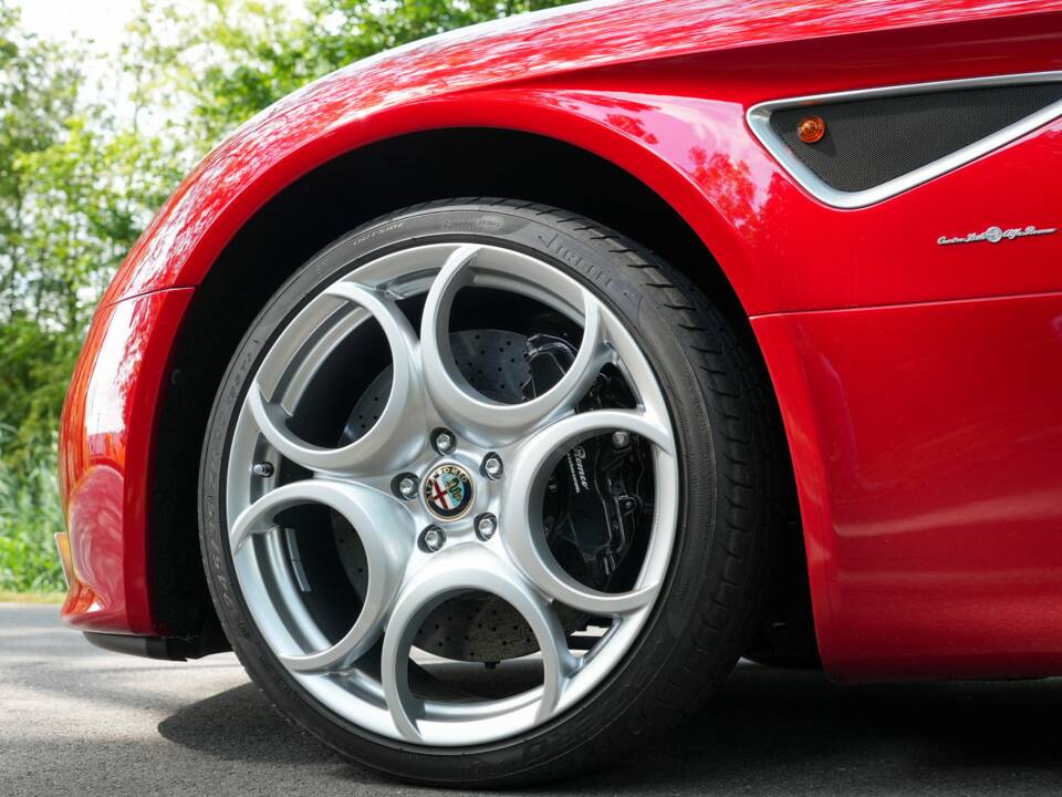 Image 49/50 of Alfa Romeo 8C Spider (2010)