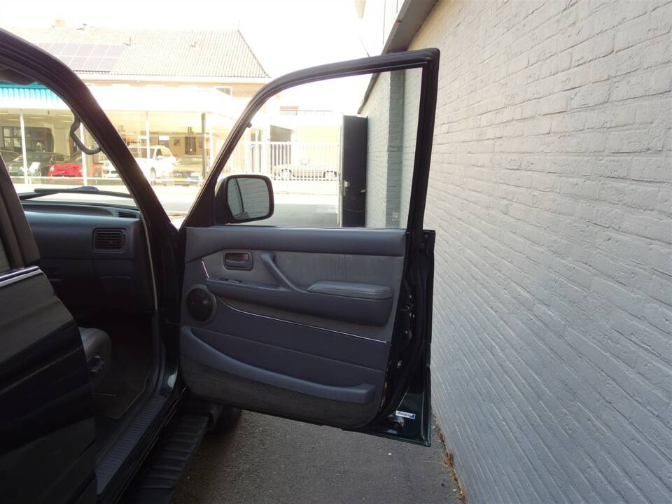 Image 55/99 de Toyota Land Cruiser J80 (1994)