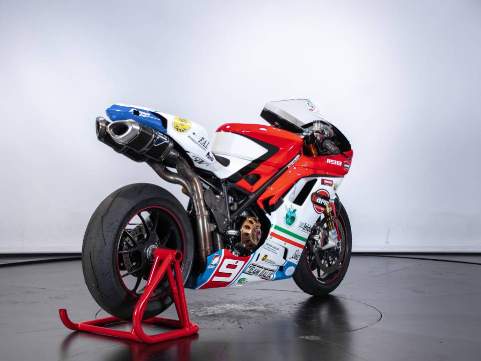Afbeelding 7/50 van Ducati DUMMY (2010)