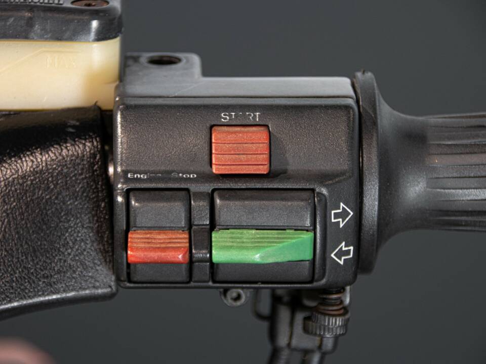 Imagen 30/50 de Moto Guzzi DUMMY (1984)