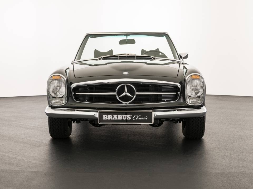Image 6/21 de Mercedes-Benz 280 SL (1968)