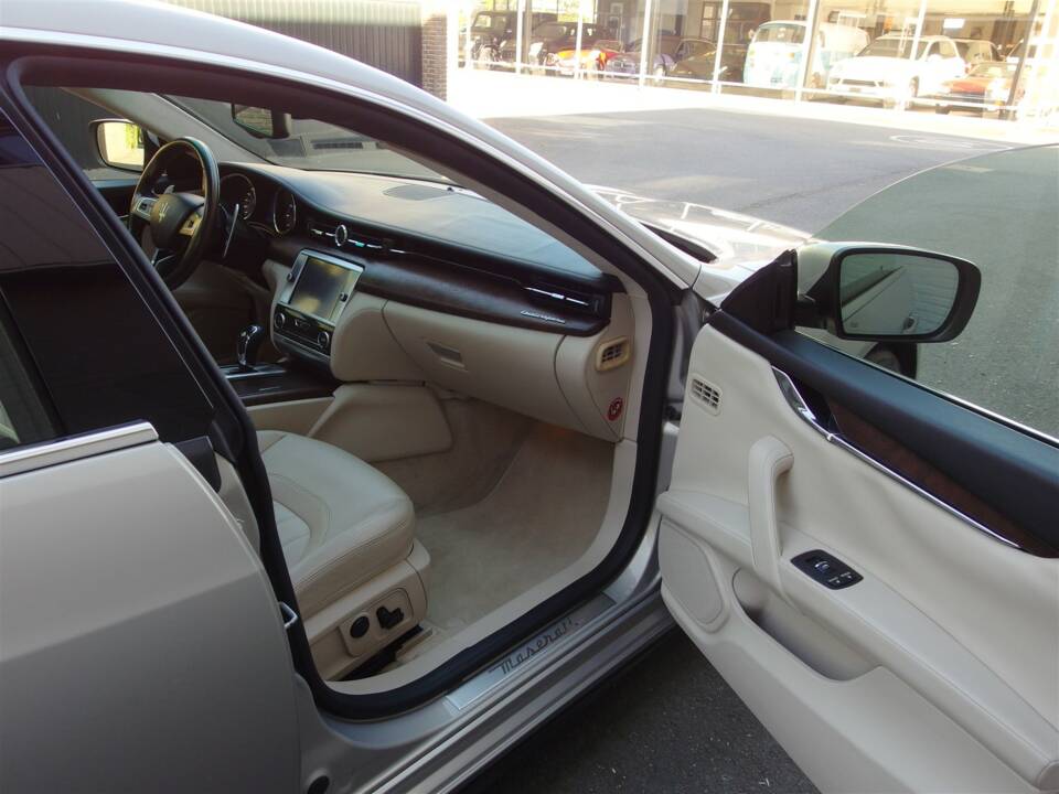 Image 54/99 of Maserati Quattroporte GTS (2014)