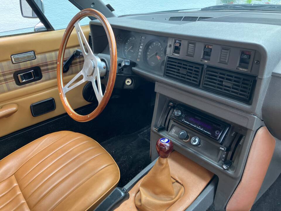 Image 3/6 de Triumph TR 7 USA (1979)