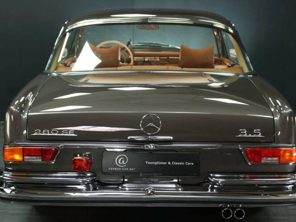 Image 5/30 of Mercedes-Benz 280 SE 3,5 (1970)