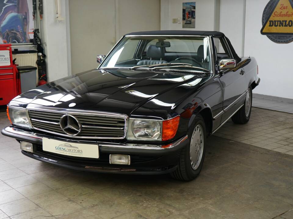 Image 5/22 of Mercedes-Benz 560 SL (1987)