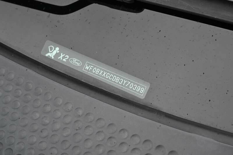 Image 38/50 of Ford Focus RS (2003)