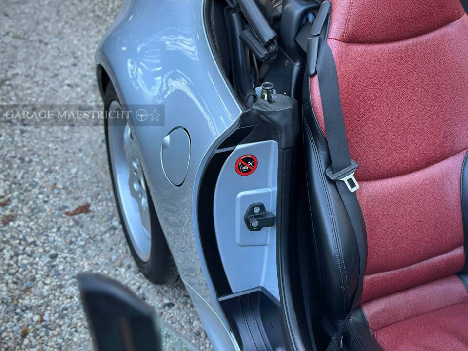 Image 19/66 de BMW Z3 2.8 (1998)