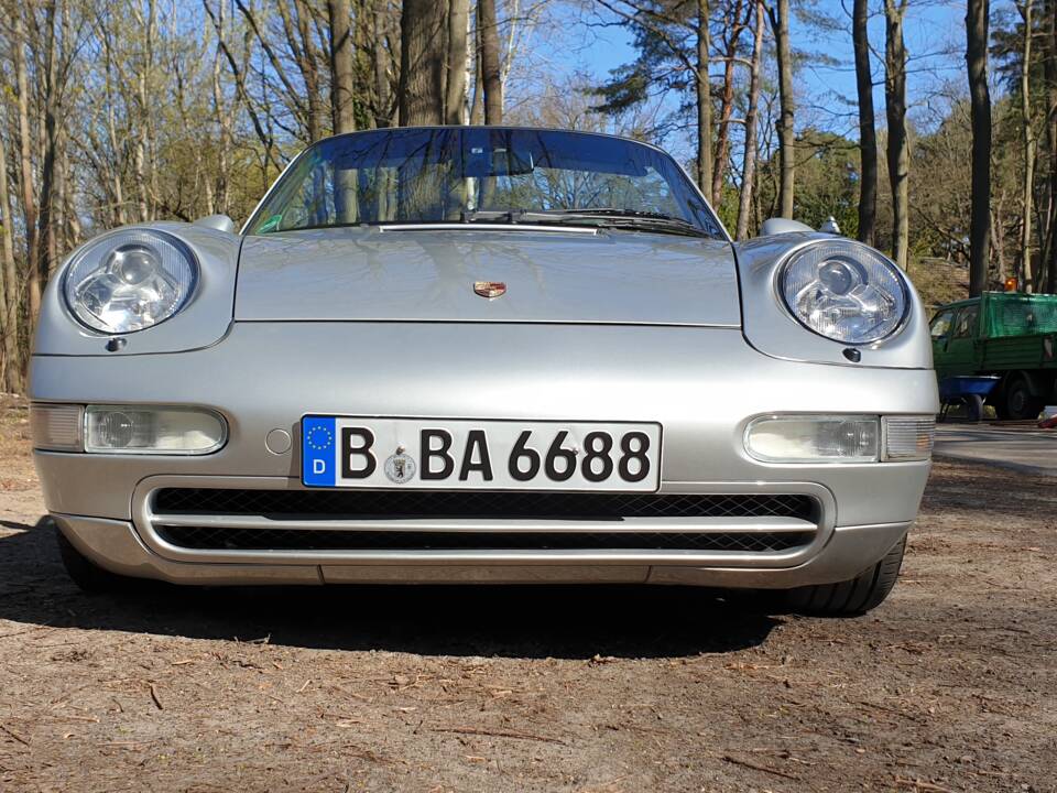 Image 27/116 of Porsche 911 Carrera (1997)