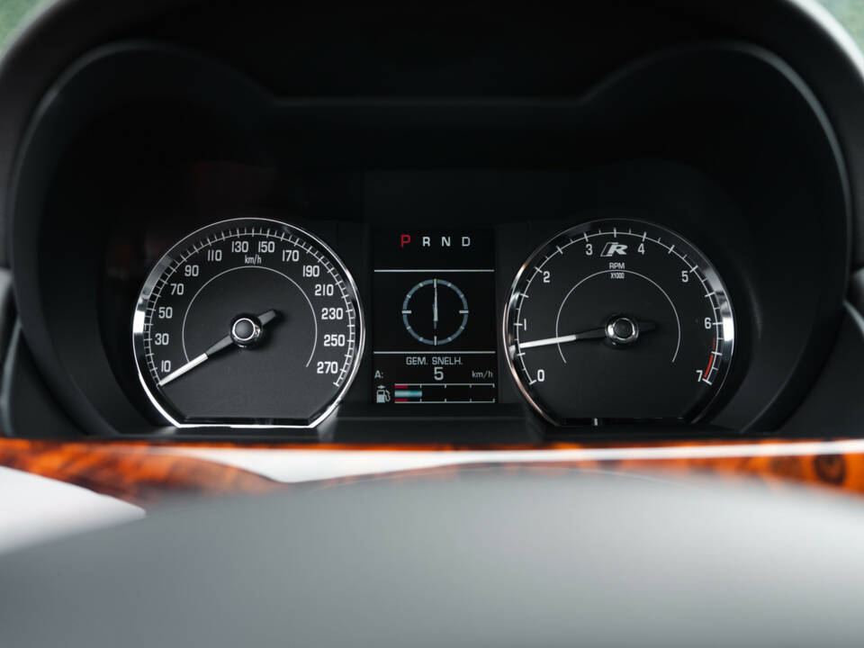 Image 22/33 of Jaguar XKR (2008)
