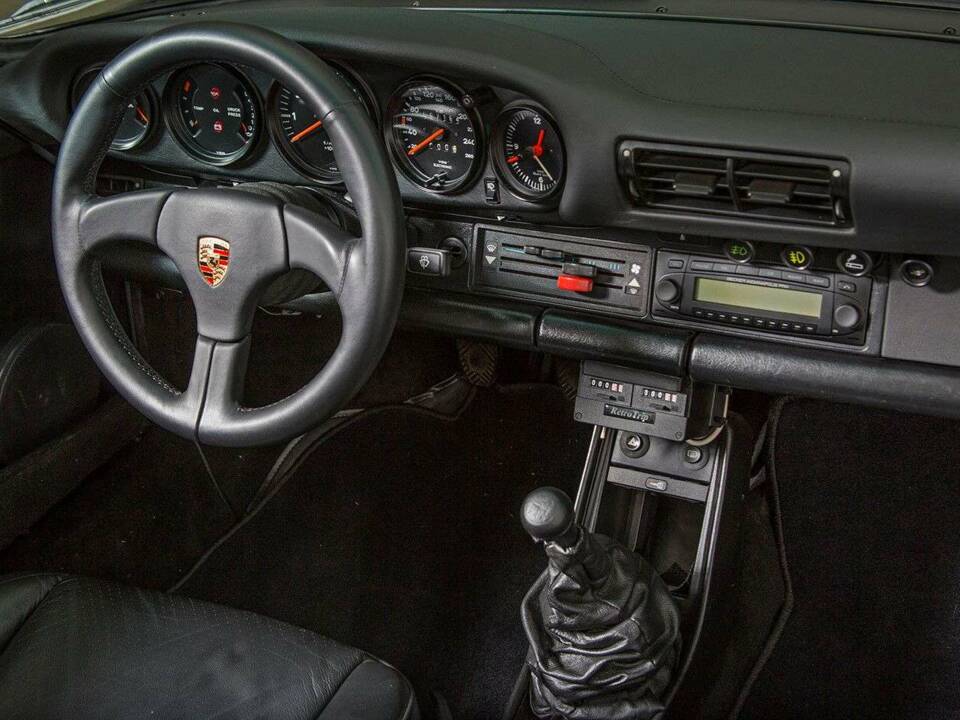 Bild 23/32 von Porsche 911 Carrera 3.2 (1986)
