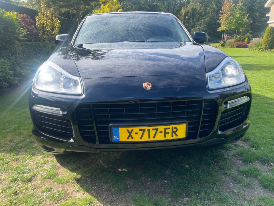 Bild 1/29 von Porsche Cayenne GTS (2008)