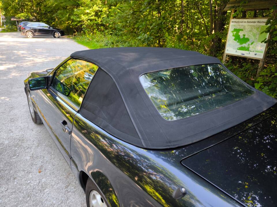 Image 15/38 of Mercedes-Benz SL 320 (1994)