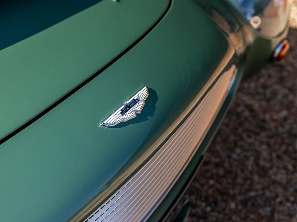 Image 8/62 of Aston Martin DB 4 GT (1960)
