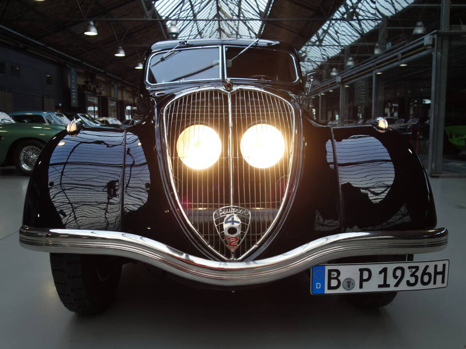 Afbeelding 4/33 van Peugeot 402 B (1936)