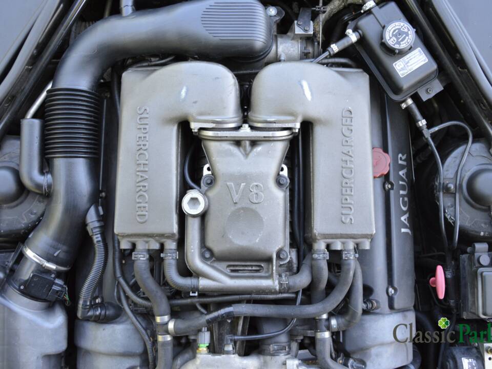 Afbeelding 15/50 van Jaguar XKR (2000)