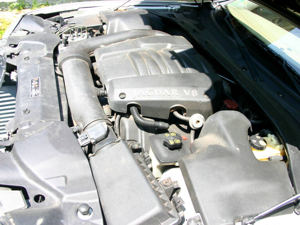 Bild 39/51 von Jaguar S-Type 4.0 V8 (2000)