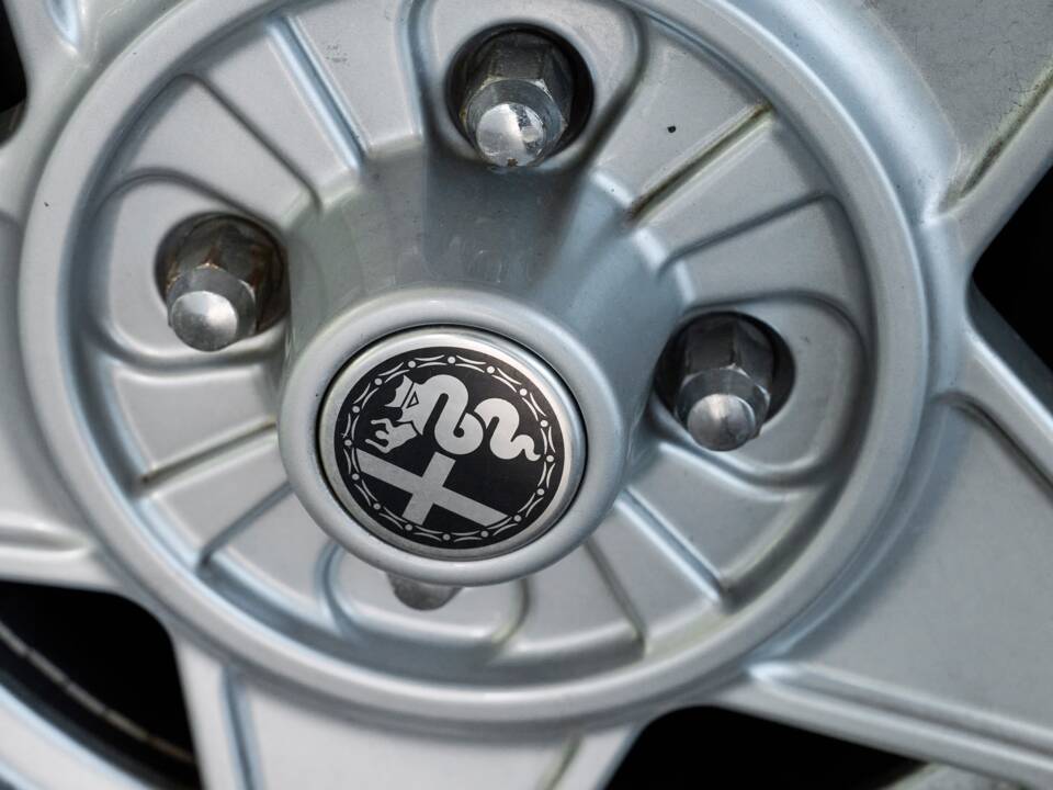 Image 9/50 of Alfa Romeo Junior Zagato GT 1600 (1974)