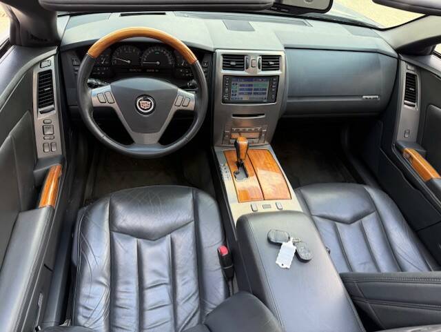 Imagen 15/30 de Cadillac XLR (2010)
