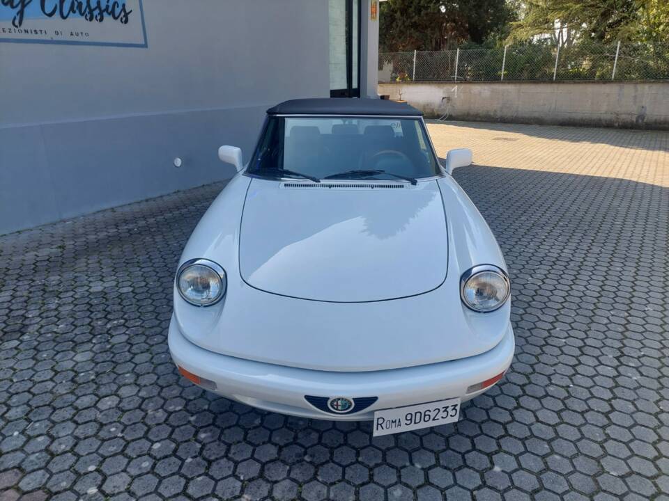 Image 15/27 of Alfa Romeo 2.0 Spider (1991)