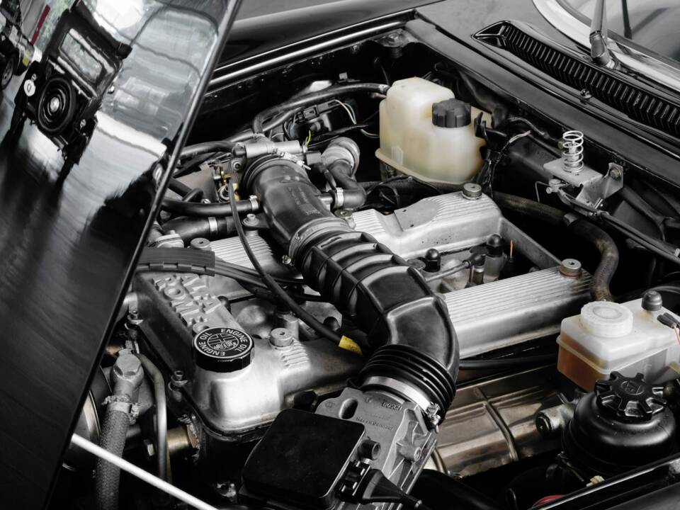Bild 32/48 von Alfa Romeo 2.0 Spider (1993)