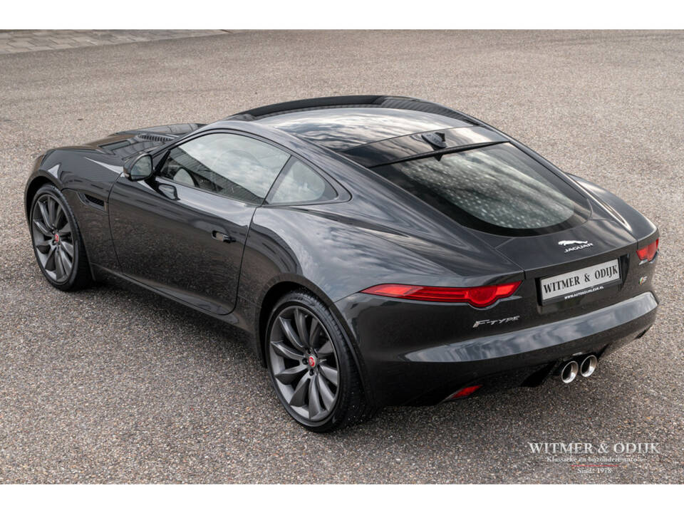Bild 15/29 von Jaguar F-Type S (2015)