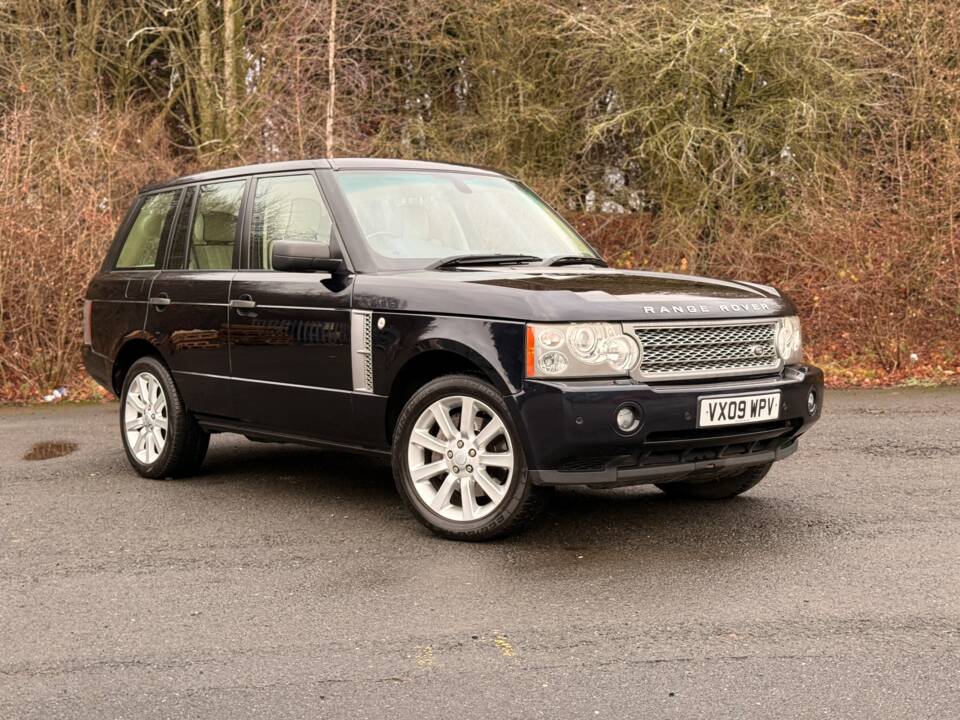 Bild 26/27 von Land Rover Range Rover Vogue TDV8 (2009)