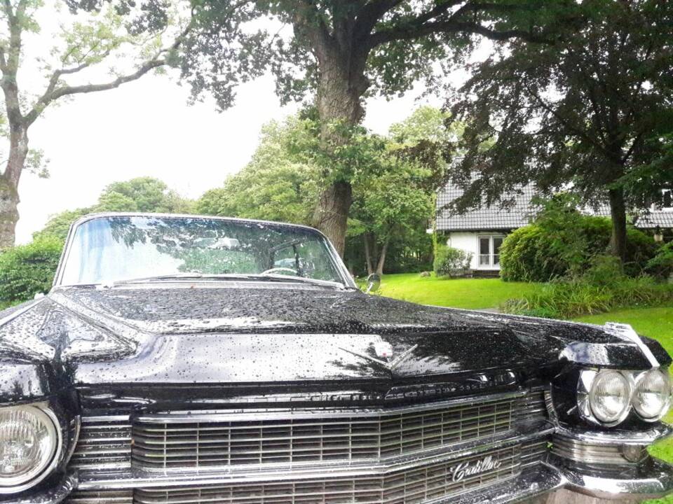 Afbeelding 1/5 van Cadillac 63 Sedan DeVille (1963)