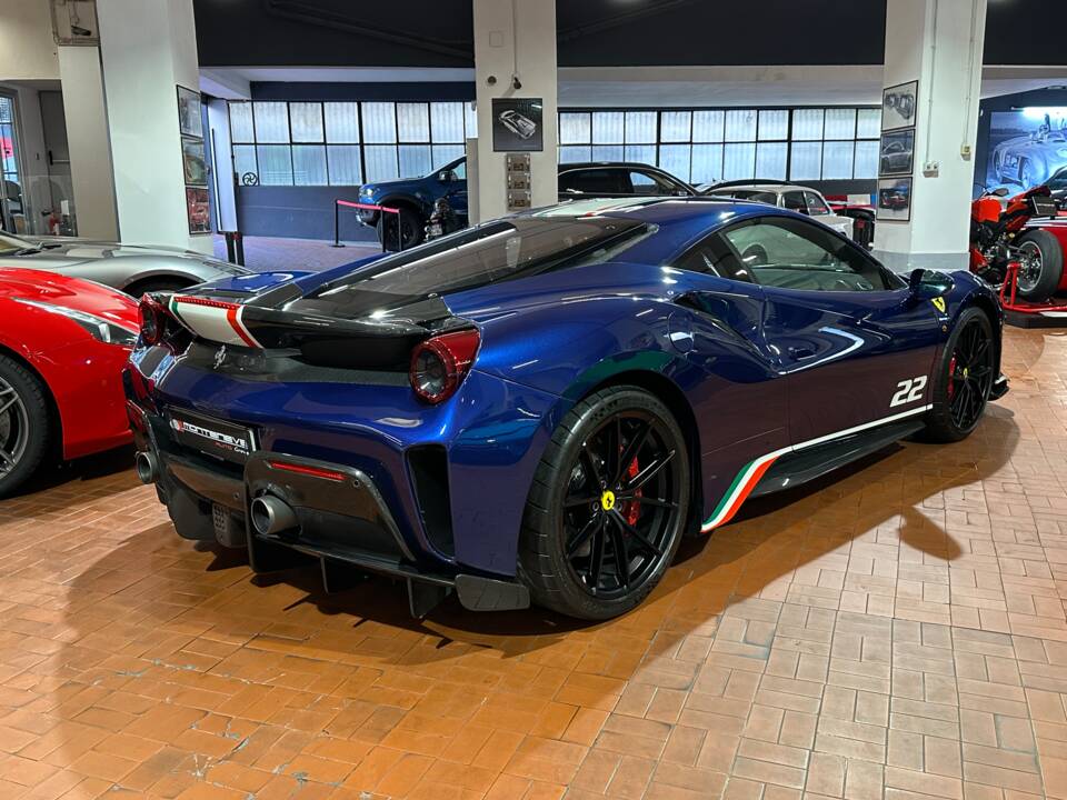 Afbeelding 6/25 van Ferrari 488 Pista (2020)