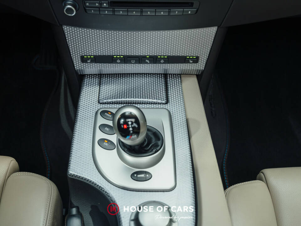 Bild 23/25 von BMW M5 (2005)