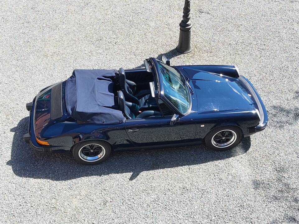 Bild 8/15 von Porsche 911 Carrera 3.2 (1987)