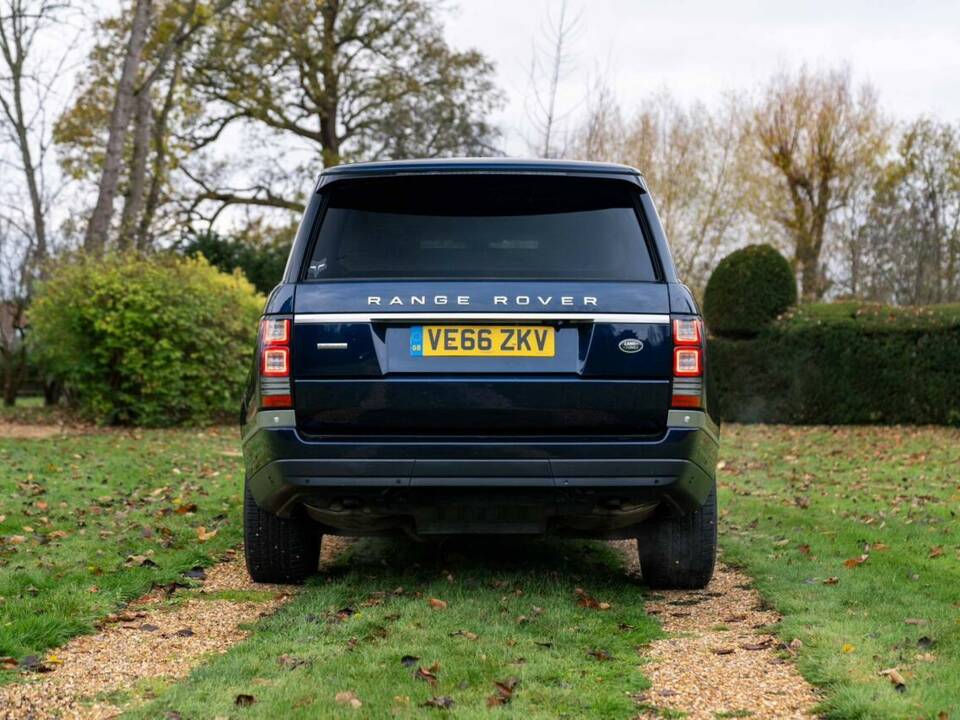 Image 33/38 of Land Rover Range Rover V8 SV Autobiography (2016)