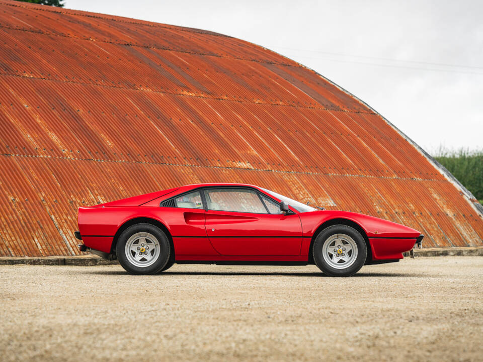 Imagen 12/31 de Ferrari 308 GTBi (1981)