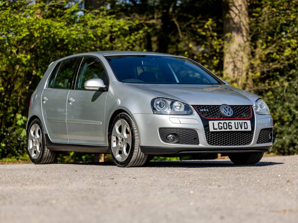 Bild 8/50 von Volkswagen Golf V GTI (2006)