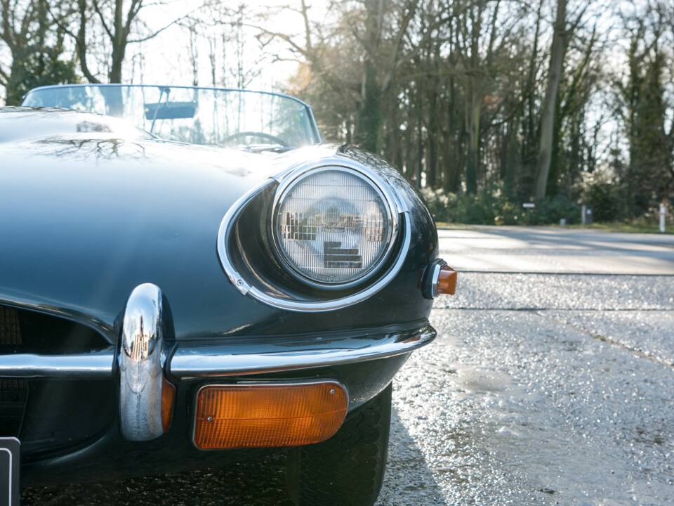Afbeelding 16/34 van Jaguar E-Type (1971)