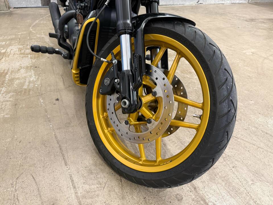 Immagine 4/11 di Harley-Davidson VRSCF V-Road Muscle (2013)