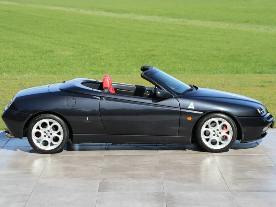 Image 43/50 of Alfa Romeo Spider 3.0 V6 24V (2001)