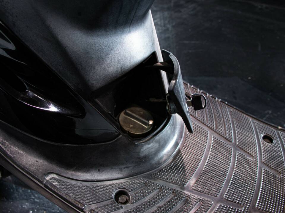 Immagine 11/50 di Honda DUMMY (1993)