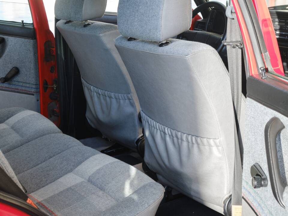 Image 35/50 of Volkswagen Golf Mk II Country Syncro 1.8 (1990)