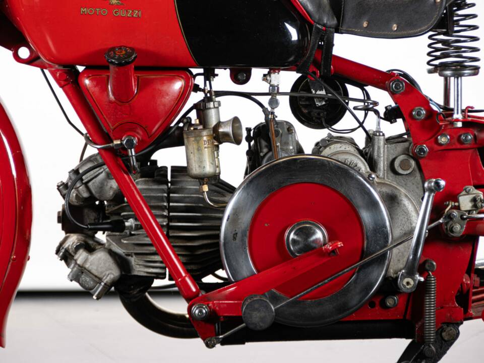 Immagine 18/50 di Moto Guzzi Falcone Turismo (1960)