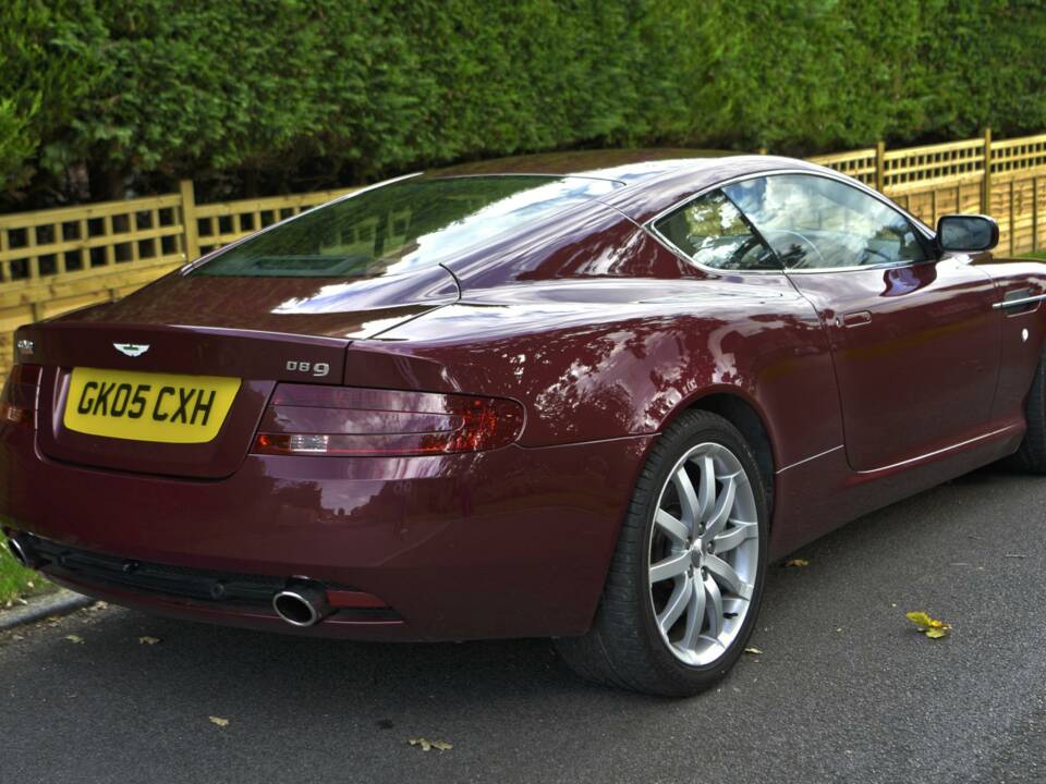 Bild 11/50 von Aston Martin DB 9 (2005)