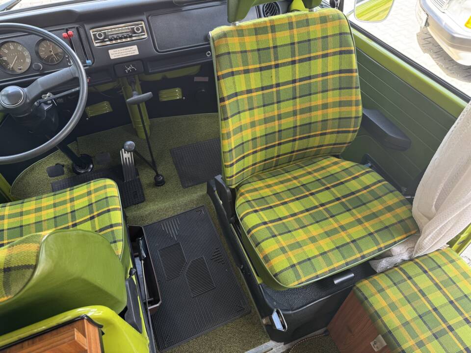 Image 72/100 of Volkswagen T2b Westfalia (1979)