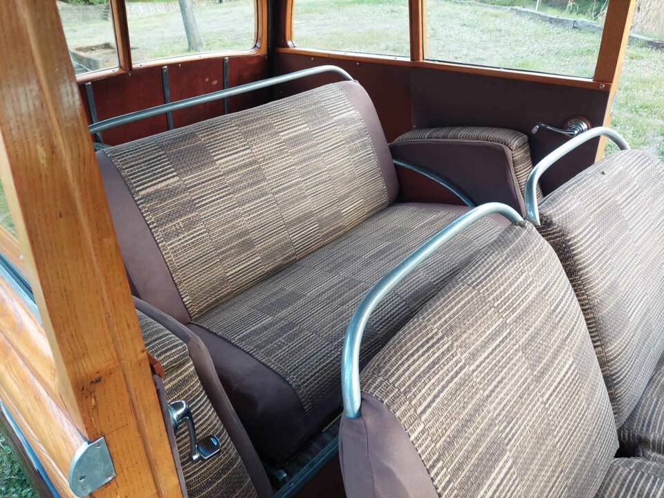 Image 47/93 of FIAT 1100-103 Familiare Viotti (1949)