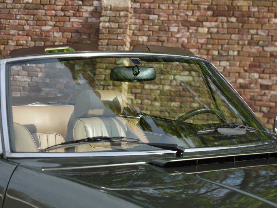 Afbeelding 45/50 van Peugeot 504 Convertible (1981)