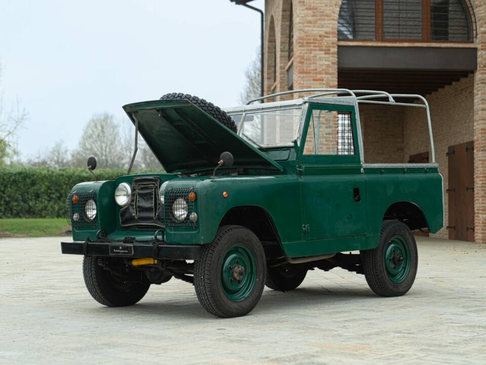 Bild 46/50 von Land Rover 88 (1978)