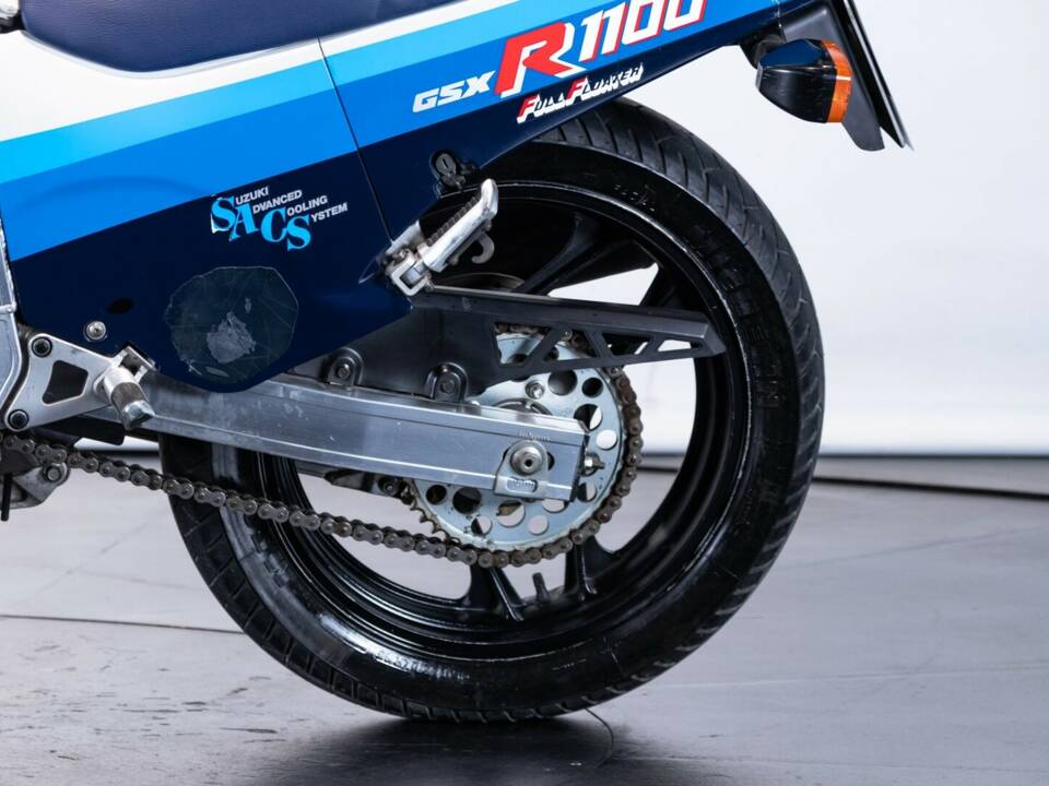 Bild 10/50 von Suzuki GSX-R 1100 (1986)