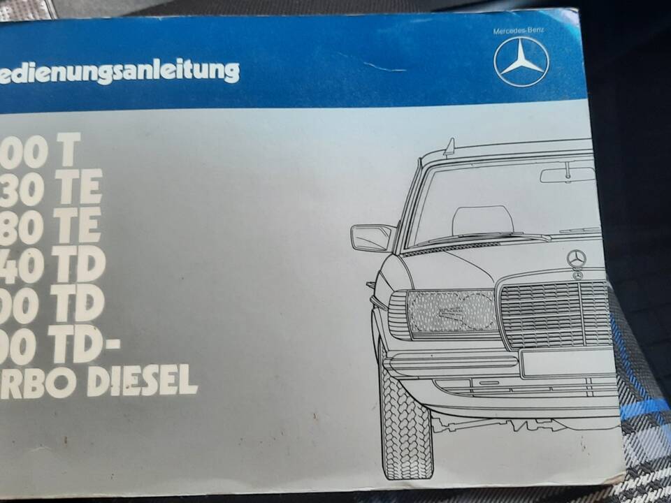 Bild 5/15 von Mercedes-Benz 230 TE (1984)