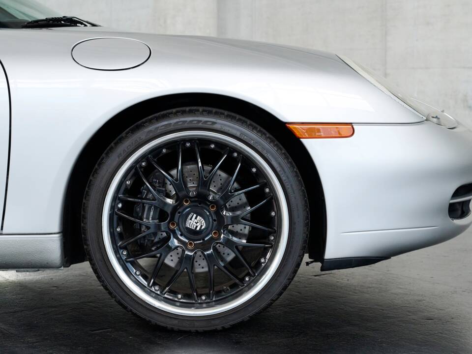 Afbeelding 31/50 van Porsche 911 Carrera (2000)